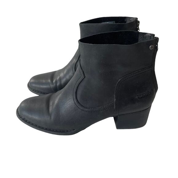 Ugg Bandara Leather Ankle Boot Stye 1098310 Black 9 EUC - Picture 10 of 10